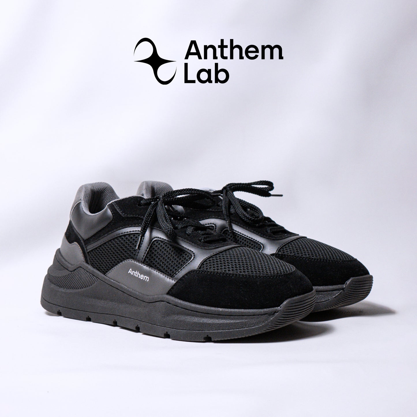 Nexus Carbon Black sneaker