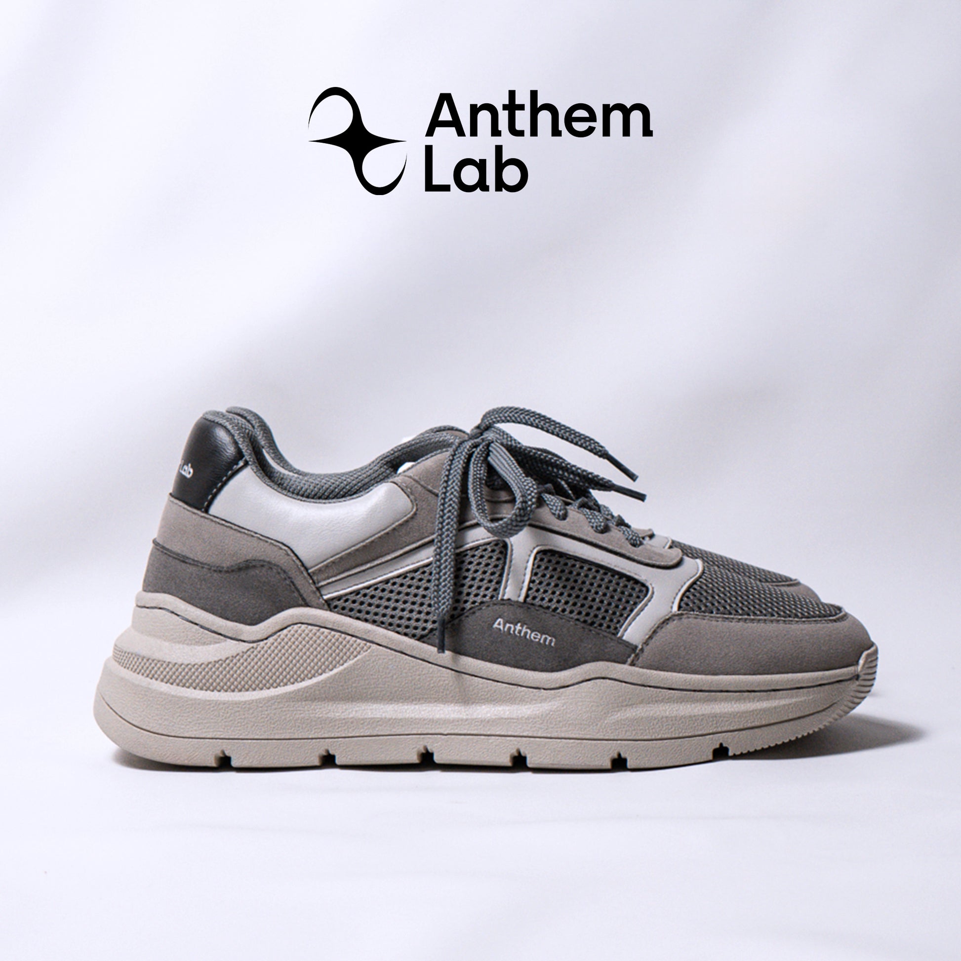 Nexus Midnight Ash sneaker