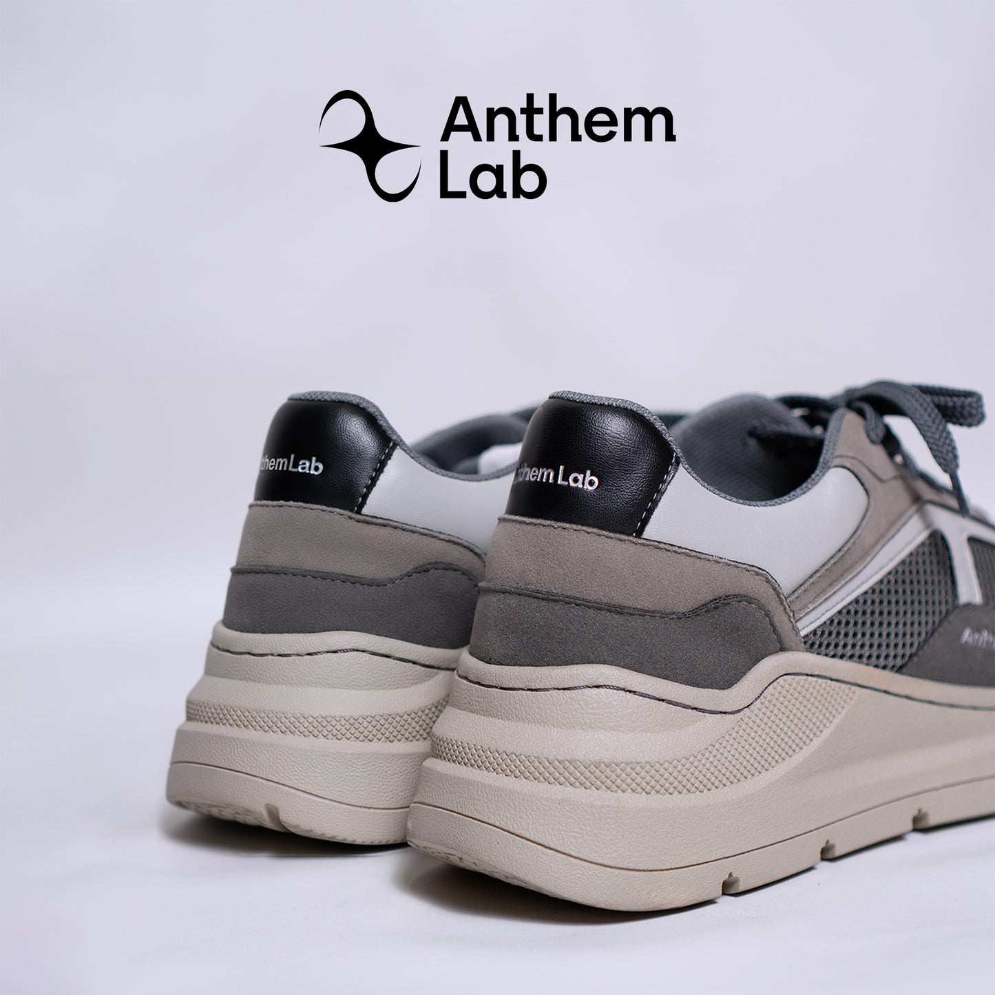 Nexus Midnight Ash sneaker