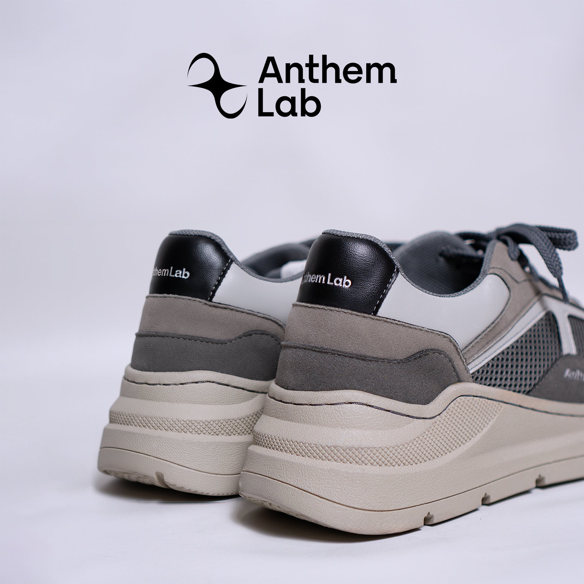 Nexus Midnight Ash sneaker