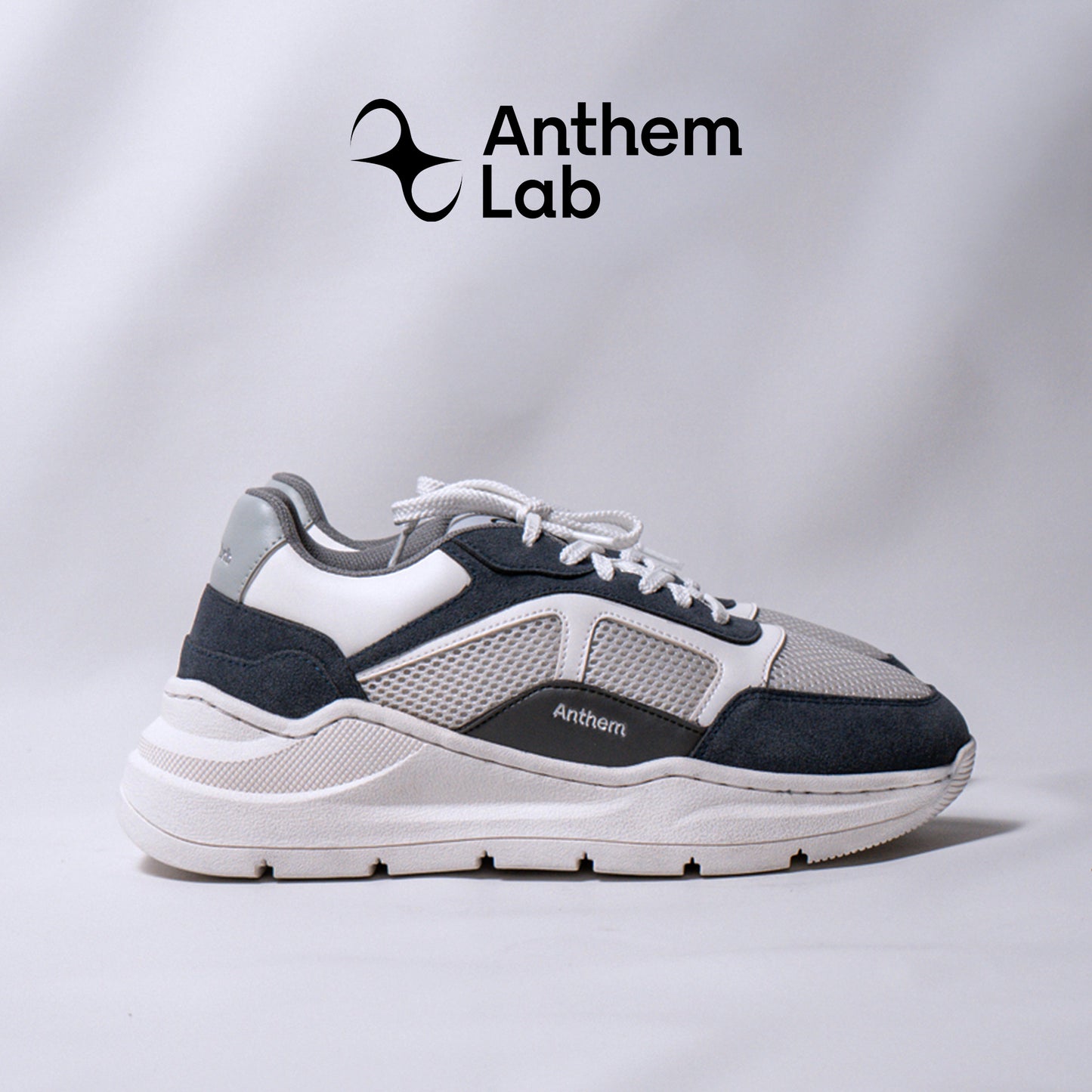 Nexus Obsidian sneaker
