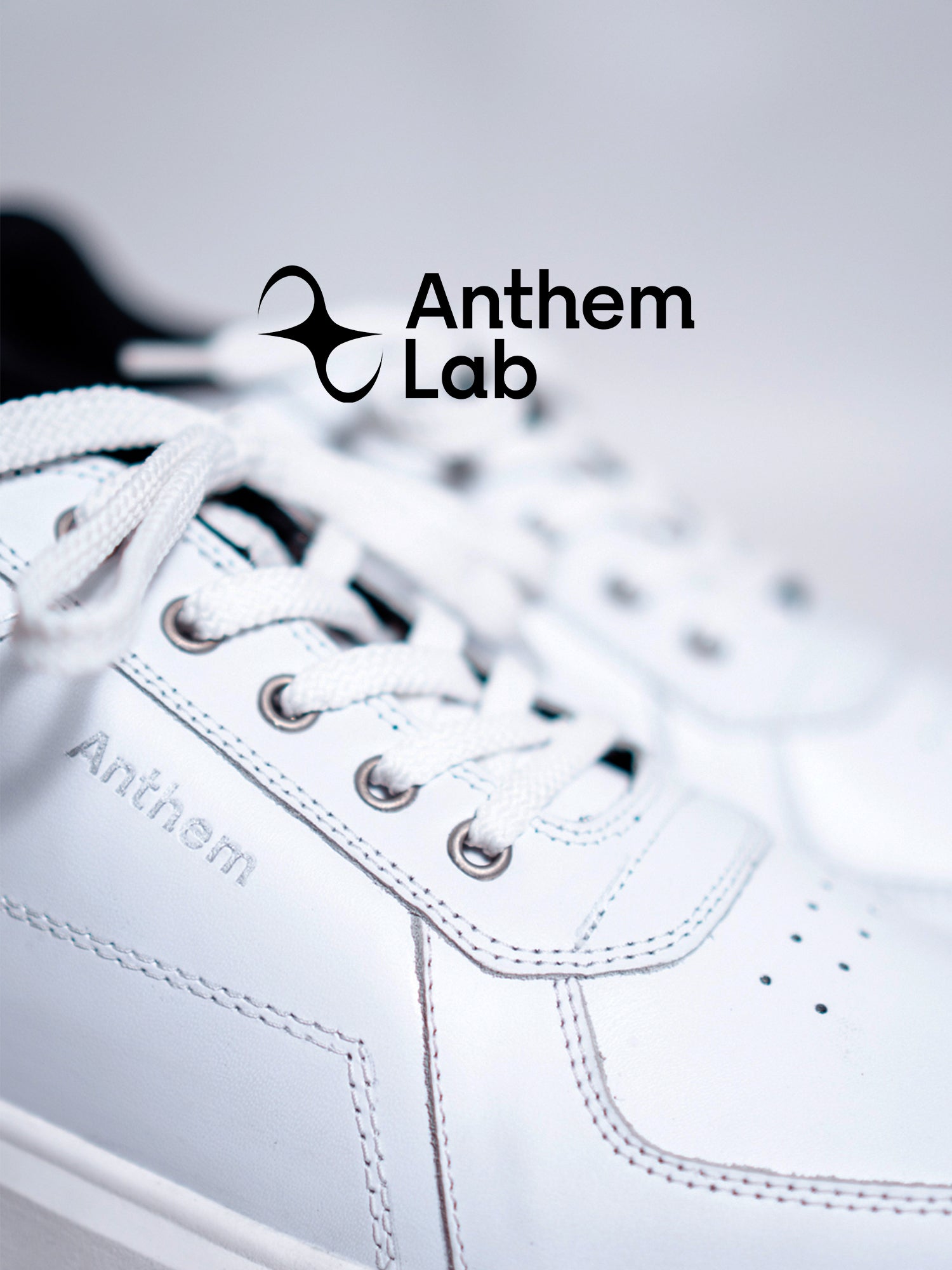Proton White/Black sneaker